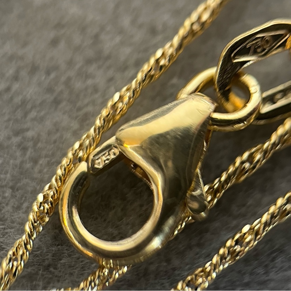 18k 750 Solid Gold 16.25” Twisted Necklace Chain 1mm 2.2g - Picture 2 of 3
